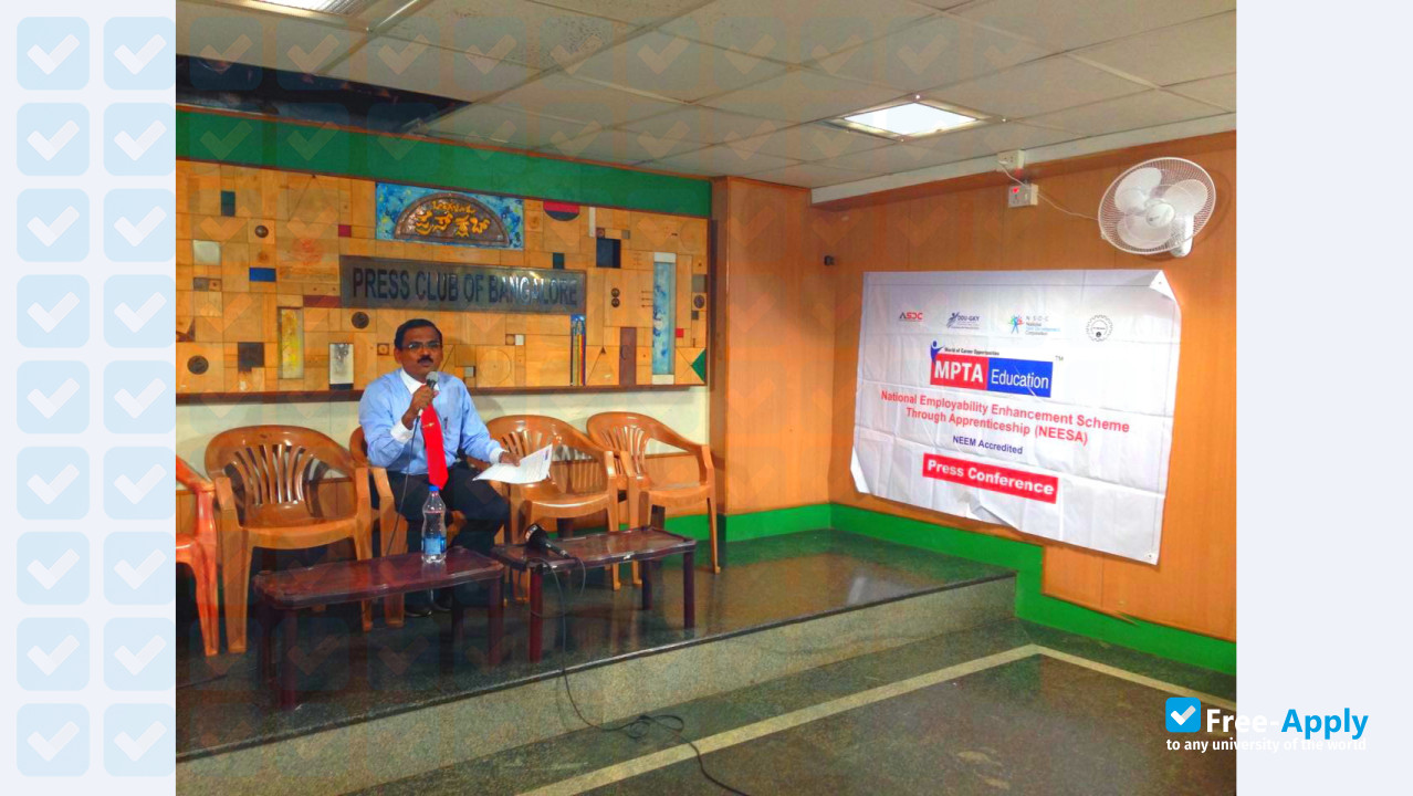 Photo de l’MPTA Education Pune #8