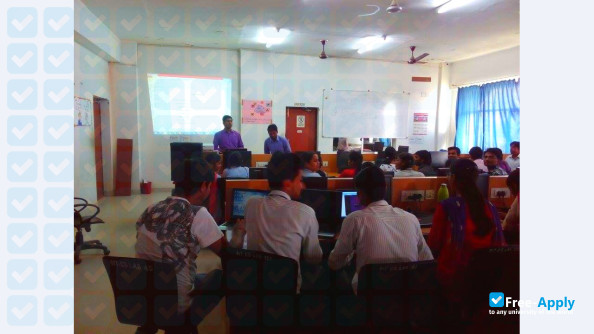 Photo de l’Buddha Institute of Technology #6