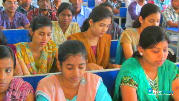 Foto de la Government College of Engineering Kalahandi #2