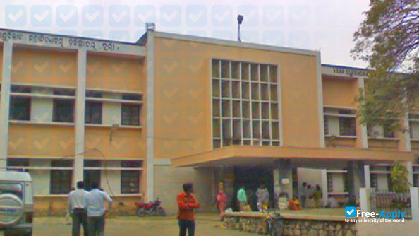 Veer Surendra Sai Medical College photo #5