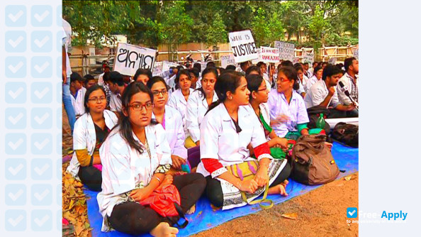 Veer Surendra Sai Medical College photo #3