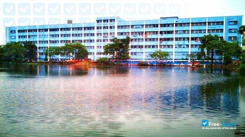 Nil Ratan Sircar Medical College photo #2