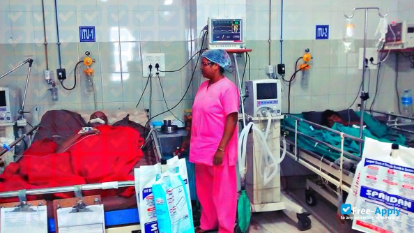 Nil Ratan Sircar Medical College photo #3