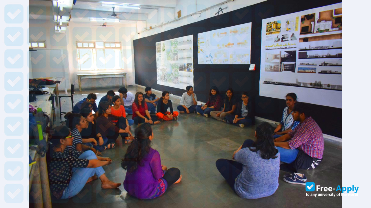Foto de la Kamla Raheja Vidyanidhi Institute for Architecture and Environmental Studies #6