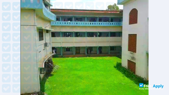 EMEA College фотография №4