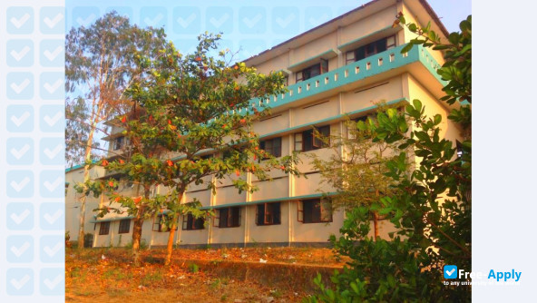 EMEA College фотография №6