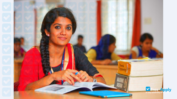 Foto de la Dhanalakshmi Srinivasan College of Engineering, Coimbatore #6
