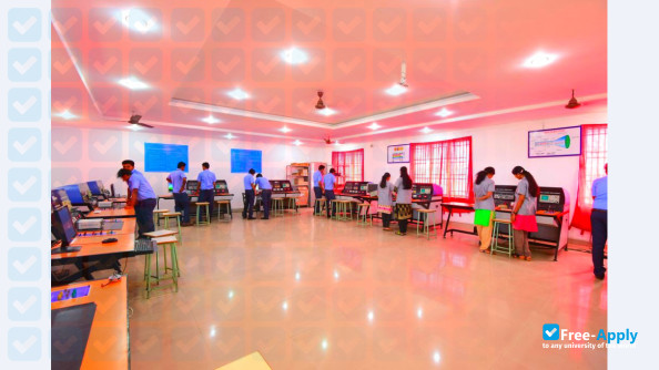 Photo de l’Dhanalakshmi Srinivasan College of Engineering, Coimbatore #15