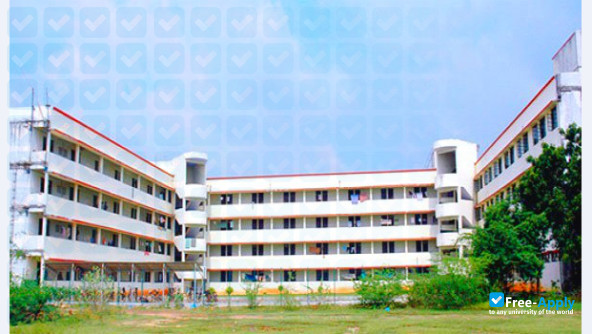 Foto de la Meenakshi Academy of Higher Education and Research #1
