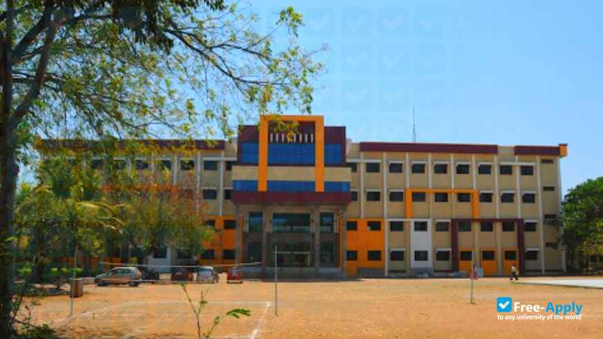 Ravindra College of Engineering for Women photo #3