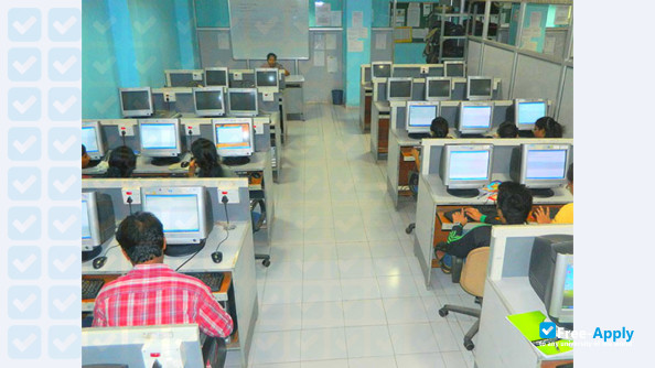 Vidyavardhini's College of Engineering and Technology photo #5