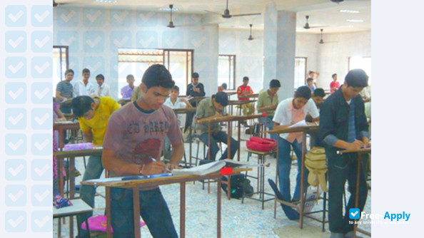 Vidyavardhini's College of Engineering and Technology photo #1