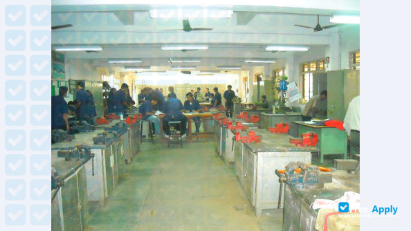Vidyavardhini's College of Engineering and Technology photo #4