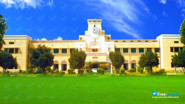 Pandit Deen Dayal Upadhaya Pashu Chikitsa Vigyan Vishwa Vidhyalaya evam Go Anusandhan Sansthan photo #7