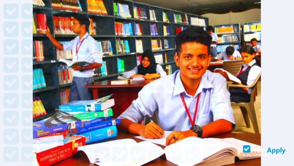 Photo de l’Universal Engineering College #4