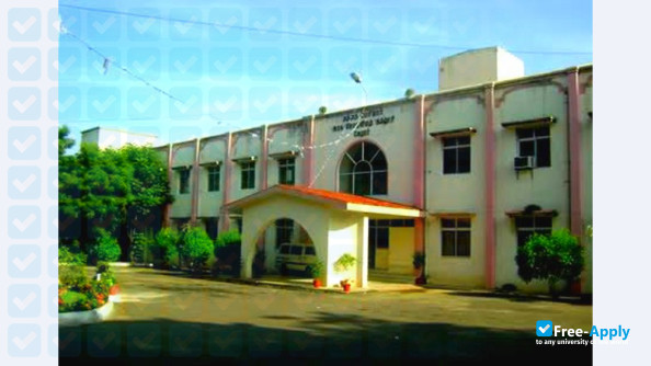 Photo de l’Thanthai Periyar Government Institute of Technology #7