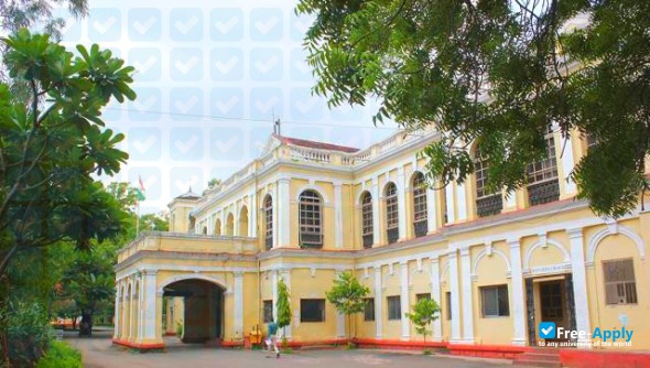Government Holkar College Indore photo