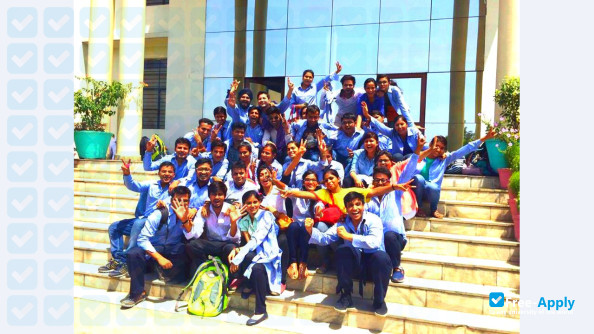 Foto de la R.D. Engineering College Ghaziabad #8