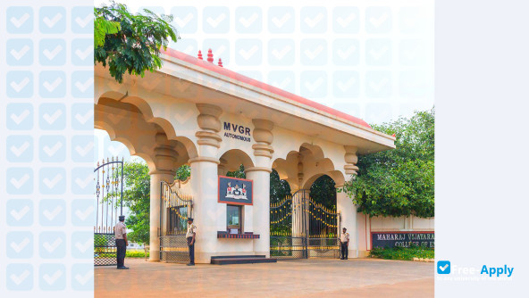 Photo de l’Maharaj Vijayaram Gajapathi Raj College of Engineering #7