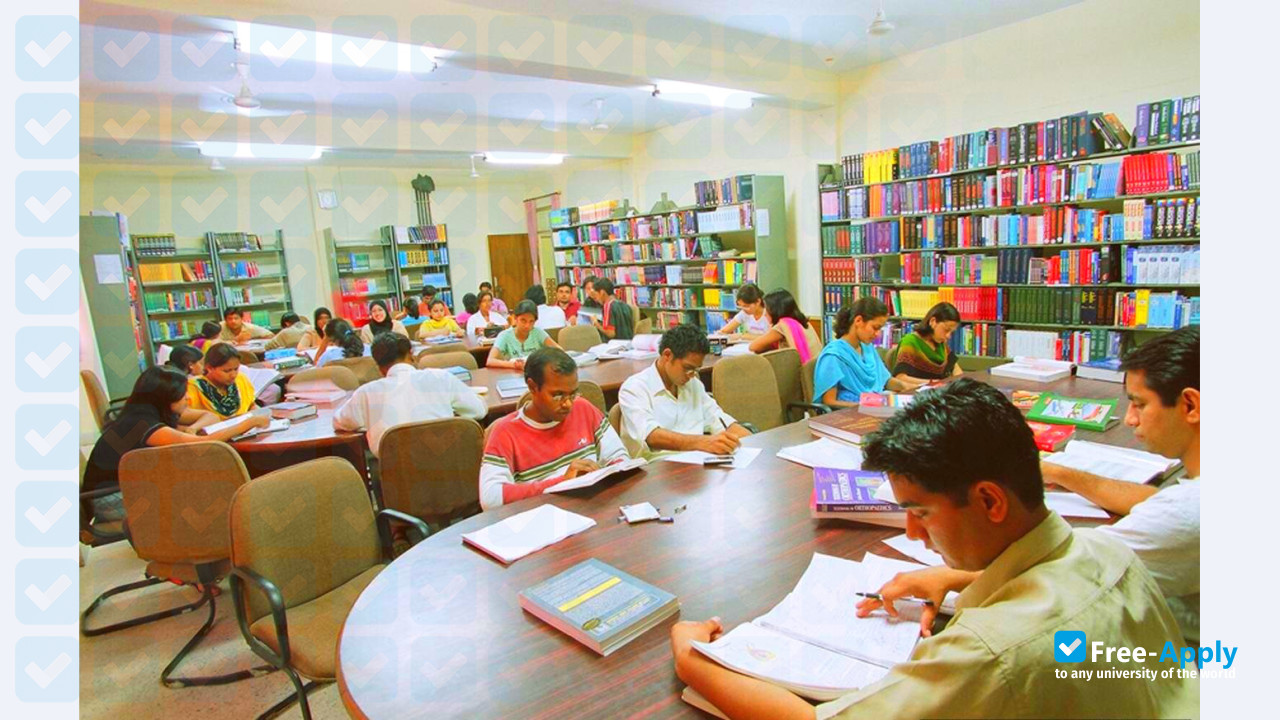 Foto de la Sri Satya Sai University of Technology & Medical Sciences #6