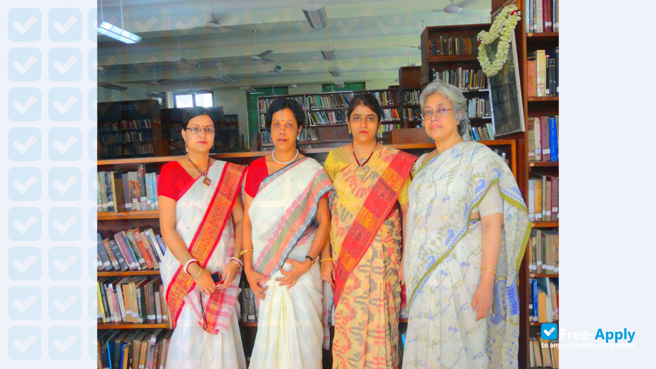 Photo de l’Loreto College Kolkata #5