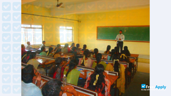 Foto de la Lord Venkateshwaraa Engineering College #5