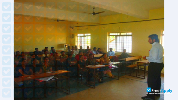 Foto de la Lord Venkateshwaraa Engineering College #7
