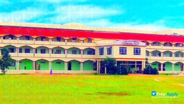 Foto de la Lord Venkateshwaraa Engineering College #3