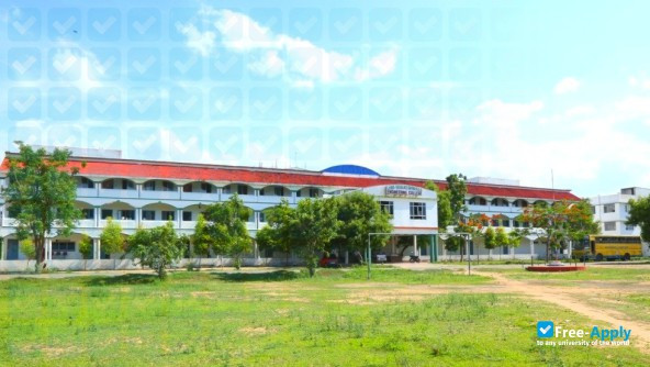 Foto de la Lord Venkateshwaraa Engineering College #2