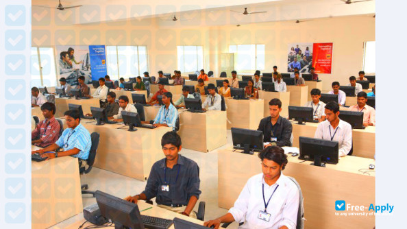 Foto de la NRI Institute of Technology #6