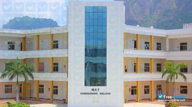 Foto de la M E T Engineering College #4