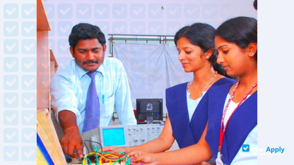 Foto de la Voice of God Polytechnic College Namakkal #1