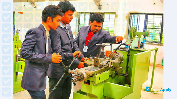 Foto de la AAA College of Engineering & Technology Sivakasi Virudhunagar #18