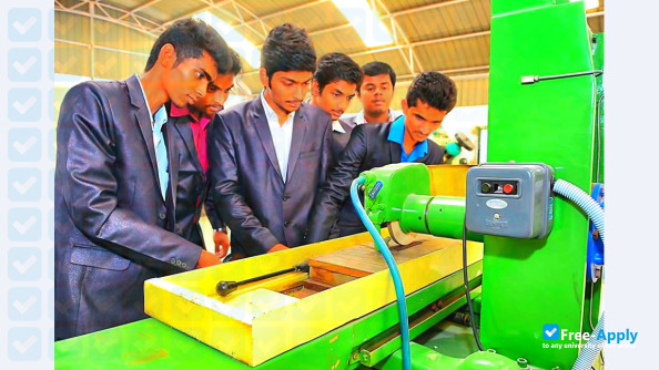 Foto de la AAA College of Engineering & Technology Sivakasi Virudhunagar #75