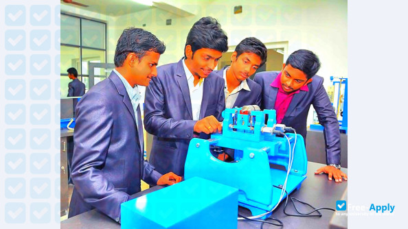 Foto de la AAA College of Engineering & Technology Sivakasi Virudhunagar #78