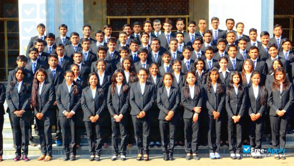 Photo de l’B K School of Business Management #11