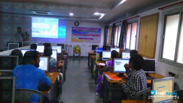 Career College Bhopal photo #6
