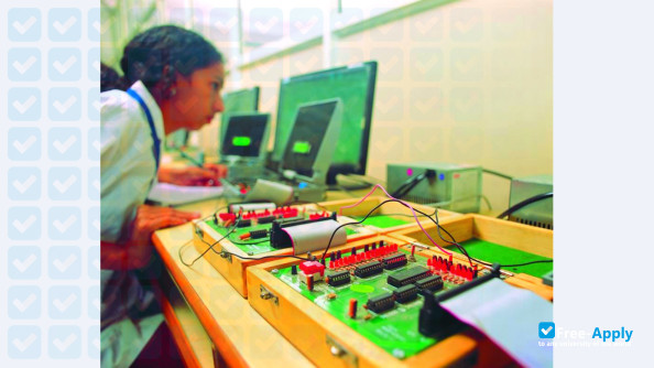 Photo de l’Lord's Institute of Engineering & Technology #10