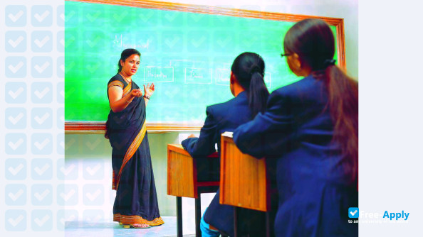 Photo de l’Lord's Institute of Engineering & Technology #9