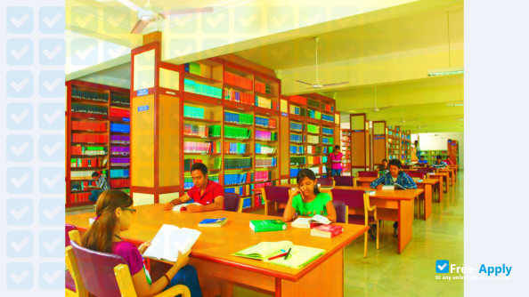 Photo de l’Lord's Institute of Engineering & Technology #2