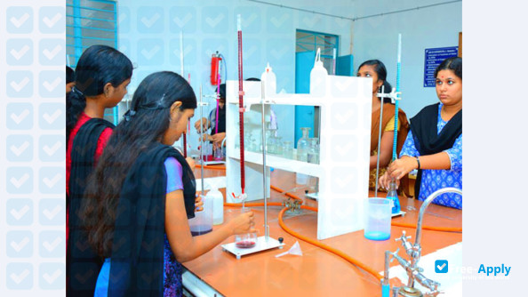 Foto de la Dhanalakshmi Srinivasan Institute of Technology Samayapuram #4