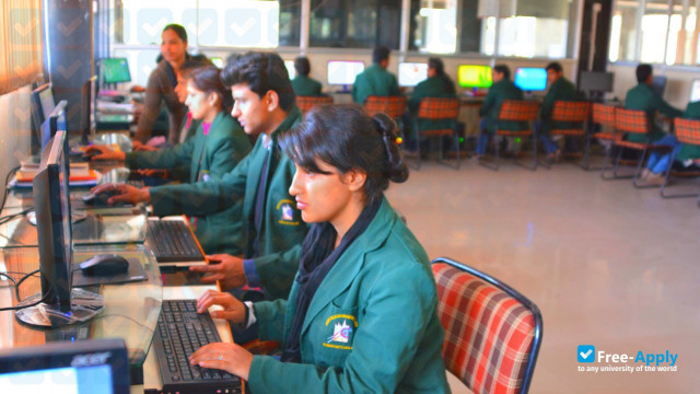 Photo de l’Green Hills Engineering College #1