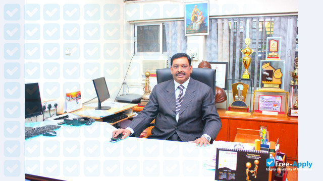 Photo de l’Marathwada Mitra Mandal College of Commerce #4