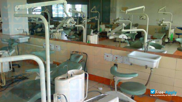 Foto de la Guru Nanak Institute of Dental Science & Research #6