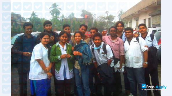 Foto de la Guru Nanak Institute of Dental Science & Research #9