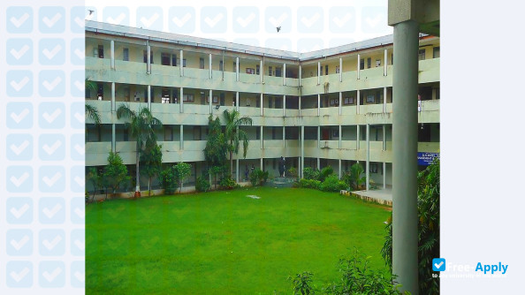 Kadi Sarva Vishwavidyalaya photo #3