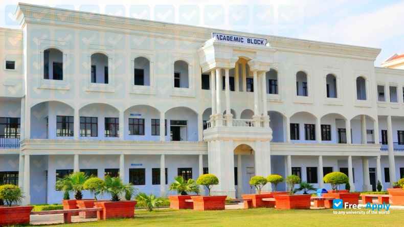 Photo de l’College of Engineering Roorkee #7
