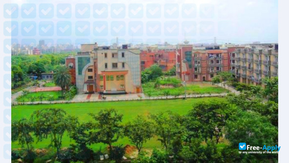 Photo de l’Ishan Institute of Management & Technology #2