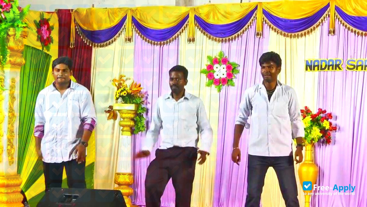 Nadar Saraswathi College Theni Tamilnadu India photo #5