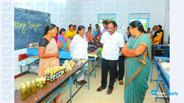 Nadar Saraswathi College Theni Tamilnadu India photo #1